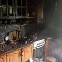 У Чорткові у п’ятиповерхівці сталася пожежа — рятувальники евакуювали 7 людей, двоє постраждали