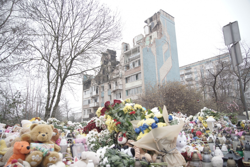 100 za zagiblih 10 12 25