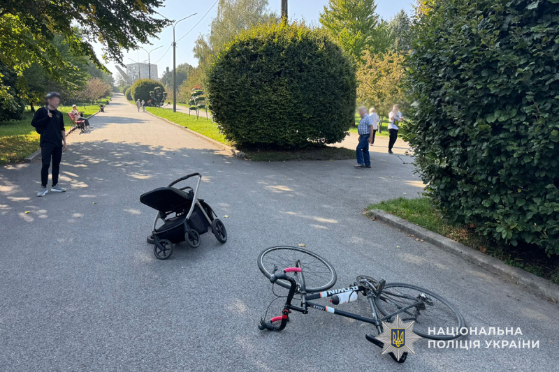 img 16d460cb2c9db4bc98405919e8b51aaa